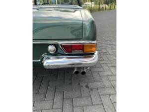 Image 17/50 of Mercedes-Benz 280 SL (1968)