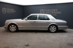 Image 13/50 of Bentley Arnage R (2004)