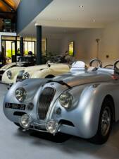 Image 21/26 of Jaguar XK 120 OTS (1952)