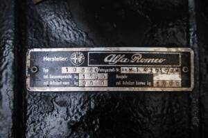 Image 17/64 of Alfa Romeo Montreal (1972)