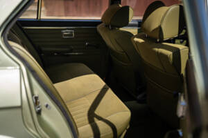 Image 41/46 of BMW 525 (1978)