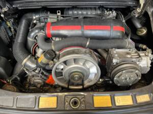 Image 64/100 of Porsche 911 SC 3.0 "Weissach" (1980)