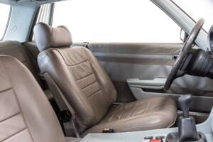 Image 17/32 of Mercedes-Benz 350 SLC (1971)