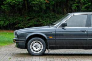 Immagine 13/50 di BMW 320i (1986)