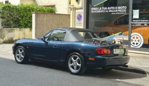 Bild 6/10 von Mazda MX-5 1.6 (1999)