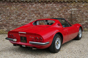Afbeelding 31/50 van Ferrari Dino 246 GTS (1973)