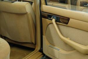 Bild 21/50 von Mercedes-Benz 280 SEL (1983)
