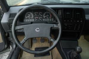 Immagine 24/42 di Lancia Thema 6V (1985)