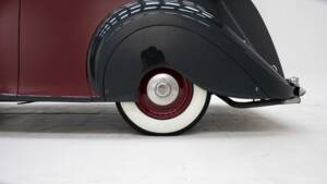 Image 2/15 of Bentley Mark VI James Young (1948)