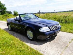 Mercedes-Benz 500 SL Roadster (R 129) dunkelblau 1990