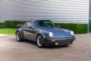 Image 14/15 de Porsche 911 Turbo 3.3 (1982)