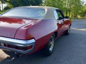 Bild 6/8 von Pontiac Le Mans (1971)