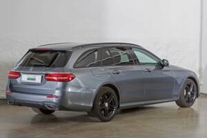 Image 10/20 of Mercedes-Benz E 300 de T (2020)