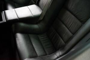Immagine 31/50 di BMW 850i (1990)