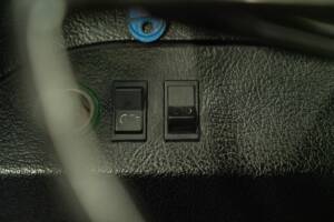 Bild 25/29 von Piaggio Vespa APE 600 MP (1976)