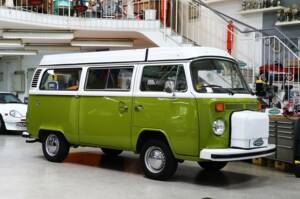 Image 4/25 de Volkswagen T2b Camper (1979)