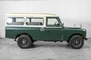 Image 10/50 of Land Rover 109 (1978)