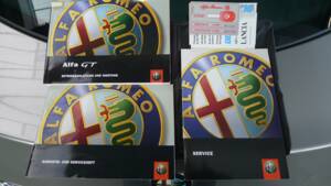 Image 15/39 of Alfa Romeo GT 1.8 Twin-Spark (2007)