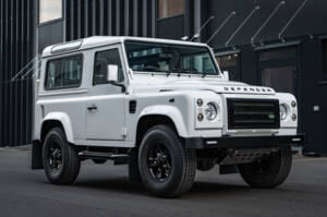 Image 22/66 de Land Rover Defender 90 TD4 (2007)