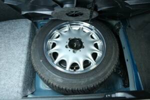 Image 35/50 de Mercedes-Benz SL 500 (1997)