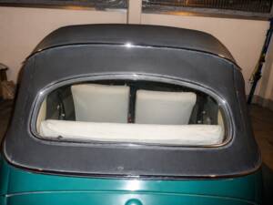 Image 43/81 of Volkswagen Beetle 1200 (1965)