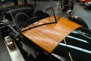 Immagine 27/50 di Vauxhall 20/60 T80 (1930)