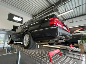 Immagine 7/44 di Audi 200 - 2.2 20V Turbo quattro (1990)