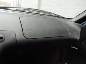 Bild 50/99 von Porsche 928 GTS (1992)