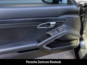 Bild 14/27 von Porsche 911 Carrera 4 GTS (2015)