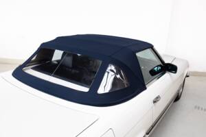 Image 28/35 de Mercedes-Benz 500 SL (1984)