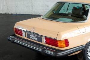 Bild 19/50 von Mercedes-Benz 450 SLC (1977)