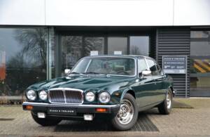 Image 1/29 de Jaguar XJ 12 (1992)