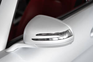Image 22/48 of Mercedes-Benz SLS AMG Roadster (2012)