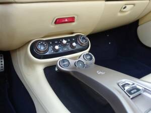 Bild 72/99 von Ferrari California (2009)