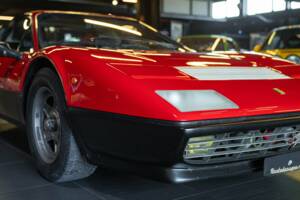 Image 17/38 of Ferrari 512 BB (1980)