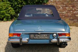 Image 8/50 of Mercedes-Benz 280 SL (1968)