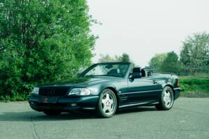 Image 16/30 of Mercedes-Benz SL 600 6.0 AMG (1996)