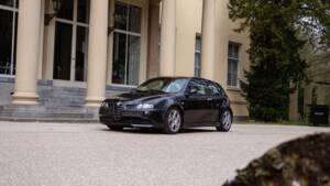 Image 2/60 of Alfa Romeo 147 3.2 GTA (2003)