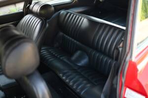 Immagine 36/39 di Jaguar E-Type V12 (2+2) (1973)