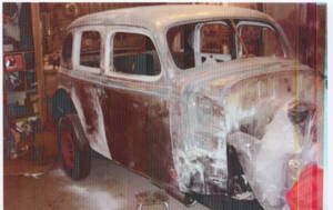 Image 38/50 of Pontiac Quality Six Touring Sedan (1939)