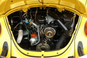 Immagine 4/50 di Volkswagen Maggiolone 1303 (1975)