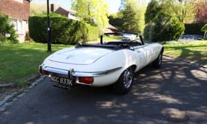 Image 3/50 de Jaguar Type E V12 (1972)