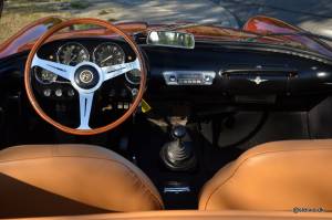 Afbeelding 17/24 van Alfa Romeo 2000 Spider (1960)