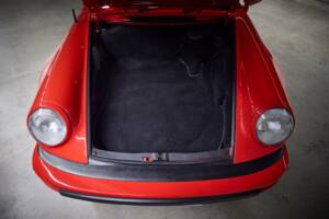Immagine 79/96 di Porsche 911 Speedster 3.2 (1989)