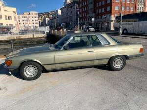 Imagen 4/5 de Mercedes-Benz 380 SLC (1982)