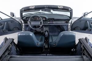 Image 13/22 of Porsche 911 Carrera 3.2 (1987)