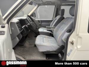 Image 11/15 of Volkswagen T4 California 2.0 (1995)