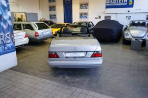 Bild 64/69 von Mercedes-Benz E 320 "Final Edition" (1997)