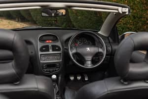 Immagine 40/40 di Peugeot 206 CC 1.6 16V (2003)