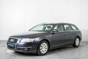 Immagine 1/45 di Audi A6 Avant 2.4 (2006)